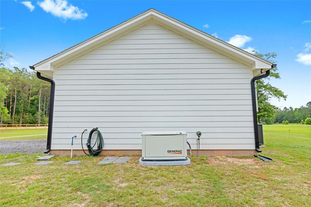 21202 Peach Bend, Cleveland, TX 77328