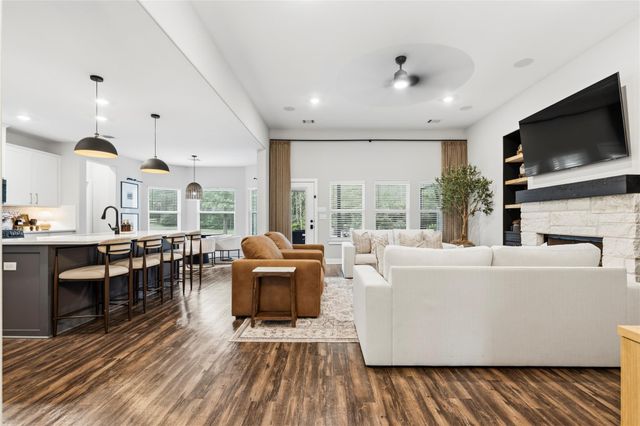 21202 Peach Bend, Cleveland, TX 77328
