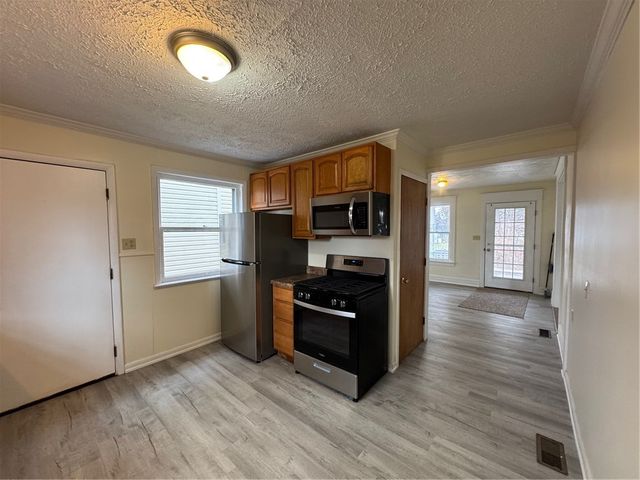 16 Goodelle Terrace, Geneva City, NY 14456