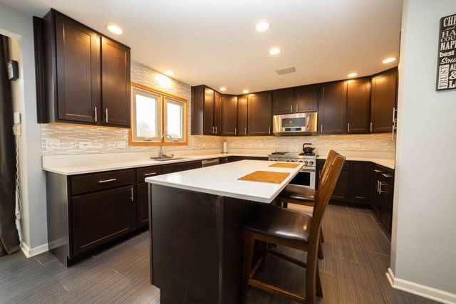 16857 S Deer Path Drive, Homer Glen, IL 60491