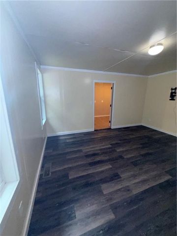 150 Creek Bank Drive, Talking Rock, GA 30175