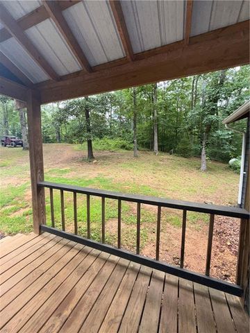 150 Creek Bank Drive, Talking Rock, GA 30175
