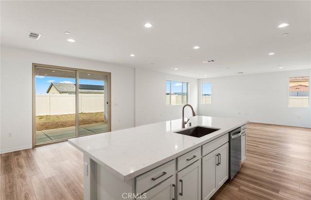 25178 River Peak Drive, Menifee, CA 92586