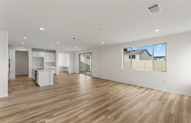 25178 River Peak Drive, Menifee, CA 92586