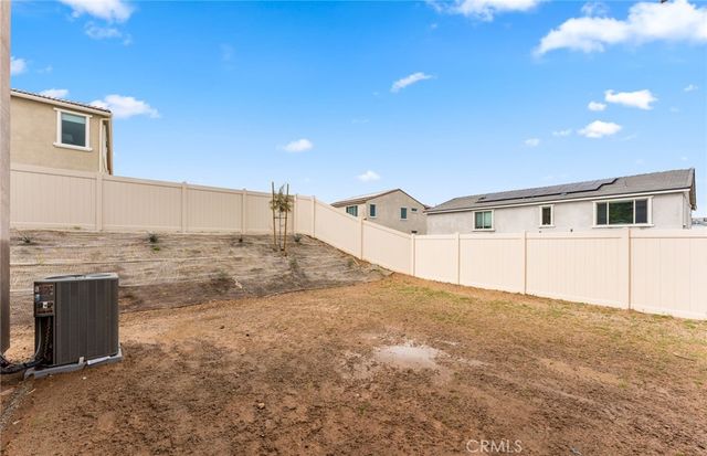 25178 River Peak Drive, Menifee, CA 92586