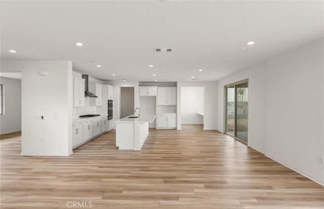 25178 River Peak Drive, Menifee, CA 92586