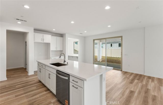 25178 River Peak Drive, Menifee, CA 92586