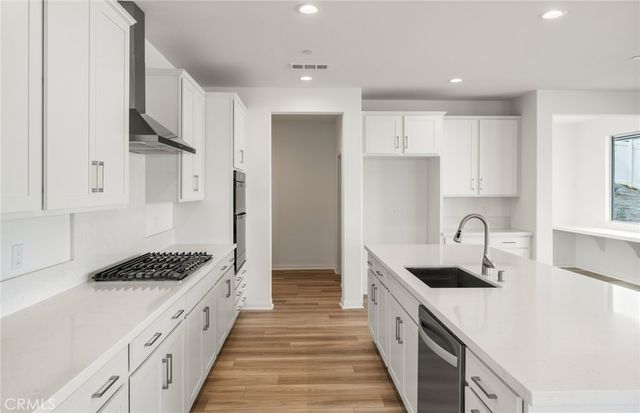 25178 River Peak Drive, Menifee, CA 92586