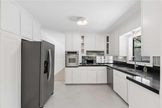 2478 Tanglewood Road, Decatur, GA 30033