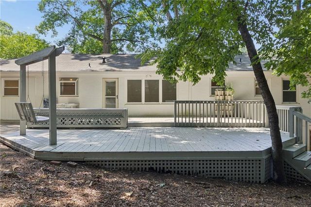 2478 Tanglewood Road, Decatur, GA 30033
