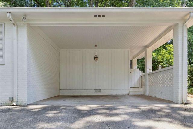 2478 Tanglewood Road, Decatur, GA 30033