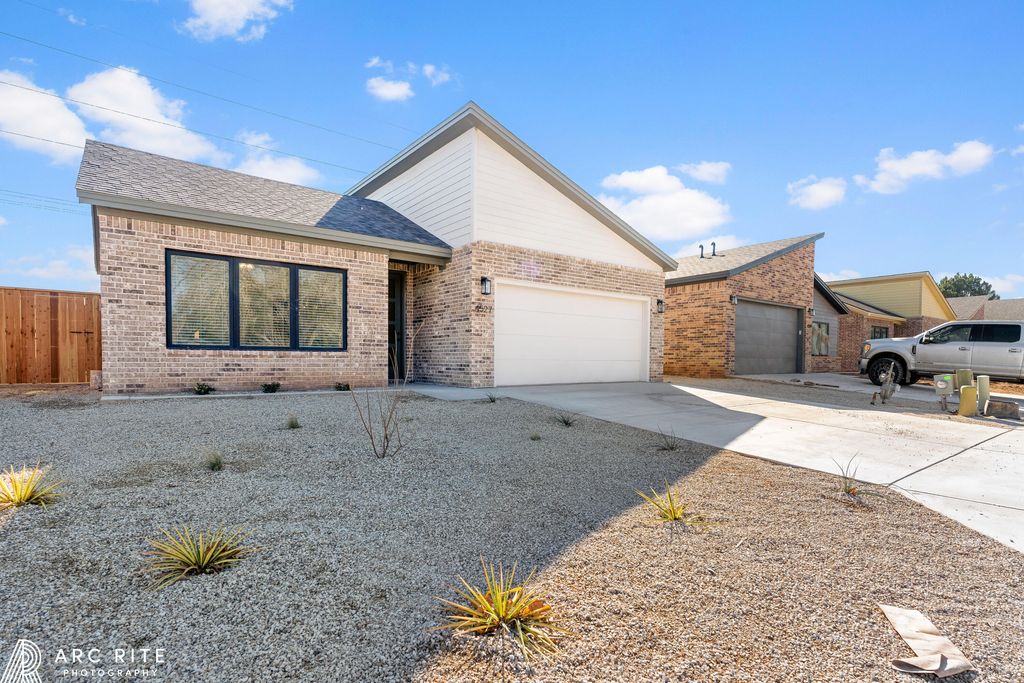 4527 22nd Place, Lubbock, TX 79407