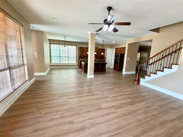 509 S Hampton Court, Lewisville, TX 75056