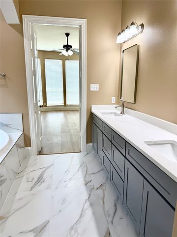 509 S Hampton Court, Lewisville, TX 75056
