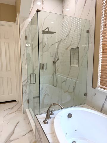 509 S Hampton Court, Lewisville, TX 75056