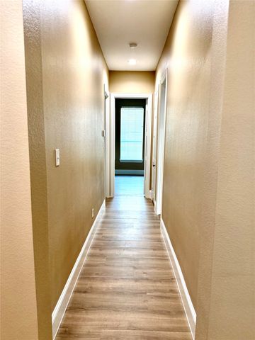 509 S Hampton Court, Lewisville, TX 75056