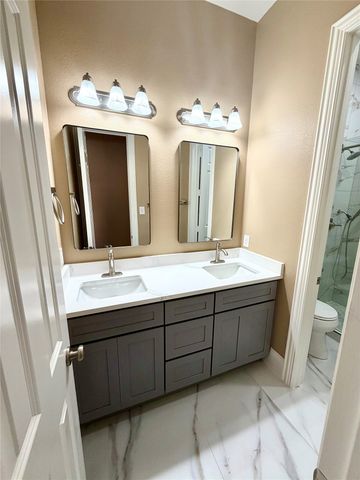 509 S Hampton Court, Lewisville, TX 75056
