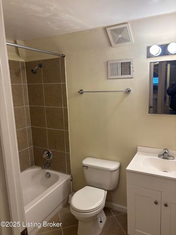 163 N Keats Ave 4, Louisville, KY 40206