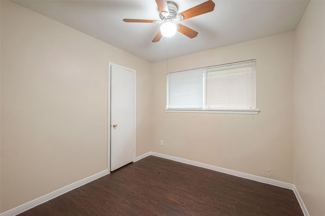 1447 Willow Rock Road, Houston, TX 77088