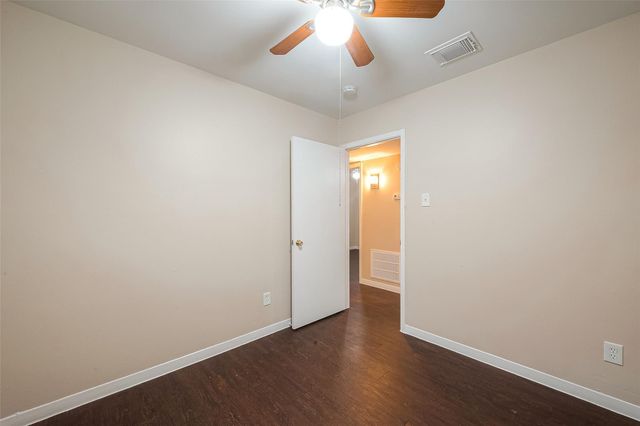 1447 Willow Rock Road, Houston, TX 77088
