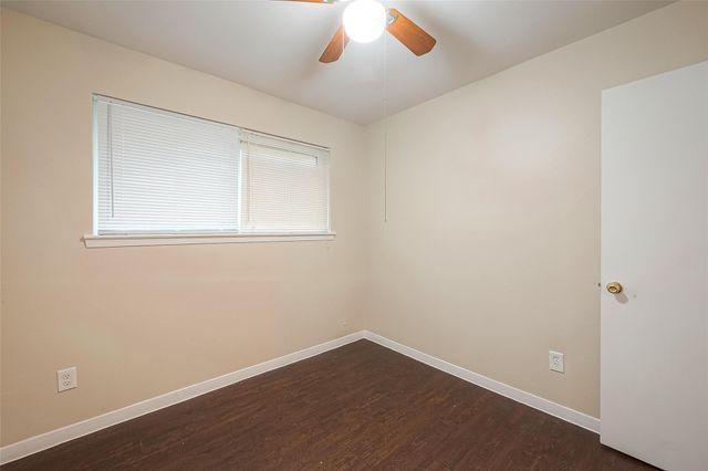 1447 Willow Rock Road, Houston, TX 77088