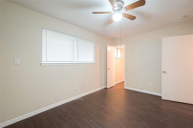 1447 Willow Rock Road, Houston, TX 77088