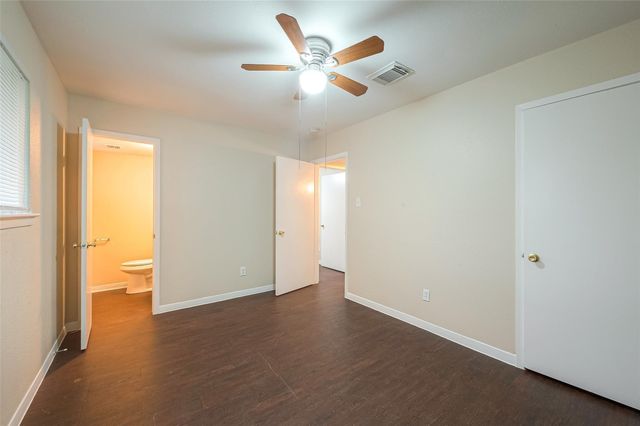 1447 Willow Rock Road, Houston, TX 77088