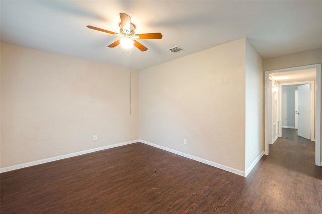 1447 Willow Rock Road, Houston, TX 77088