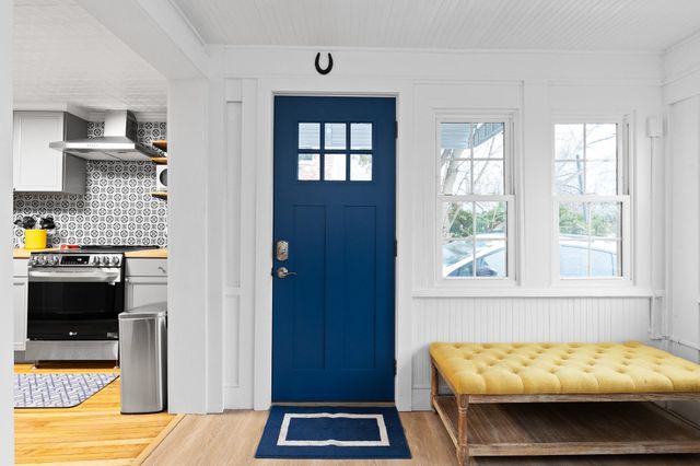 29 Railroad Lane, Winooski, VT 05404