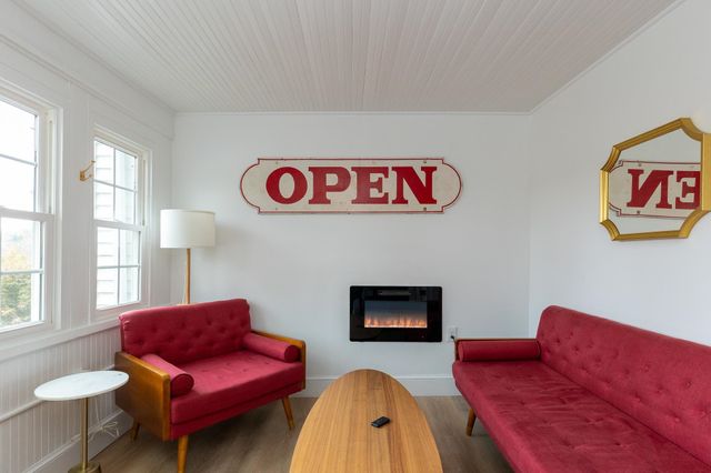 29 Railroad Lane, Winooski, VT 05404