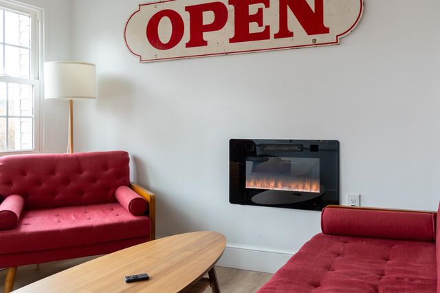 29 Railroad Lane, Winooski, VT 05404