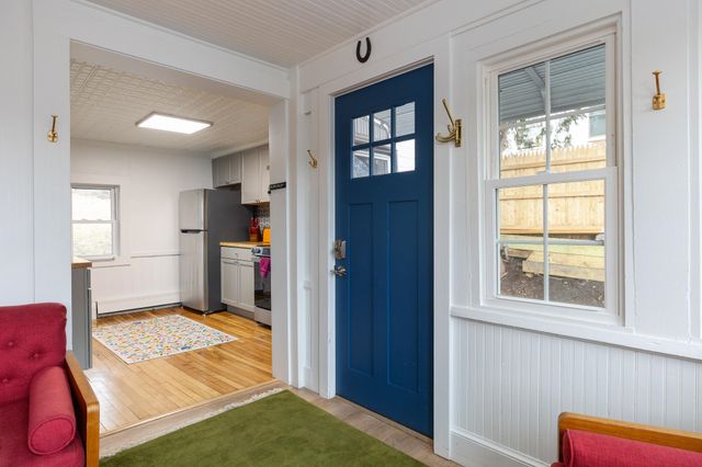 29 Railroad Lane, Winooski, VT 05404