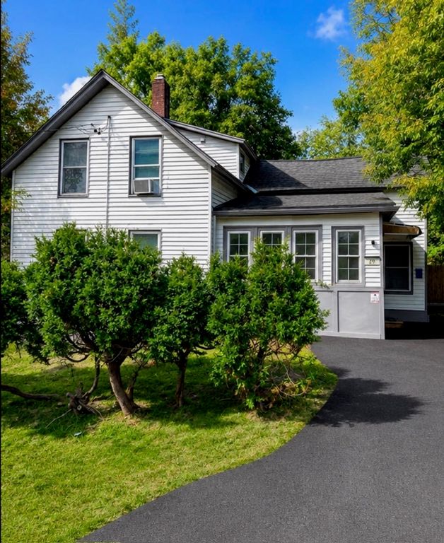 29 Railroad Lane, Winooski, VT 05404
