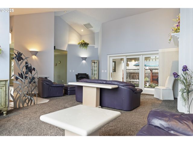 2680 E MOUNTAIN VIEW Dr, Albany, OR 97322