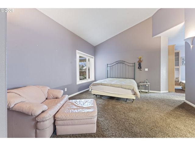 2680 E MOUNTAIN VIEW Dr, Albany, OR 97322