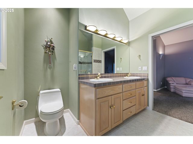 2680 E MOUNTAIN VIEW Dr, Albany, OR 97322