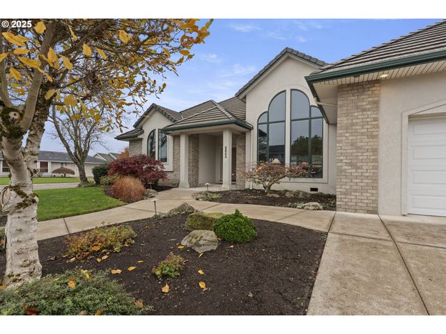 2680 E MOUNTAIN VIEW Dr, Albany, OR 97322