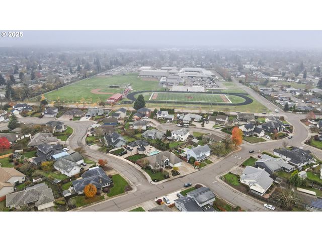 2680 E MOUNTAIN VIEW Dr, Albany, OR 97322