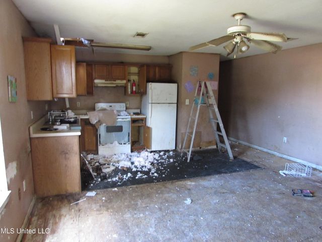 930 Park View, A & B, Gulfport, MS 39507