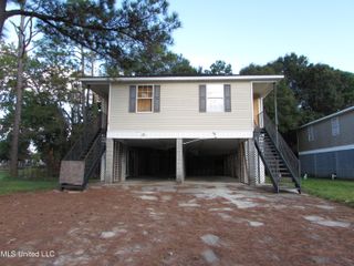 930 Park View, A & B, Gulfport, MS 39507
