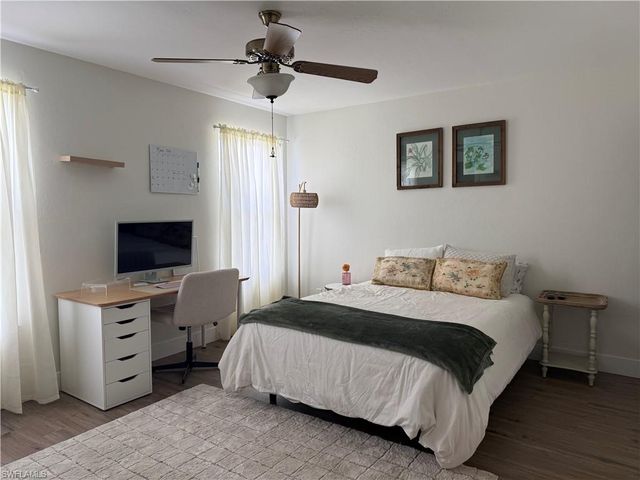 6113 Lake Front DR, Fort Myers, FL 33908