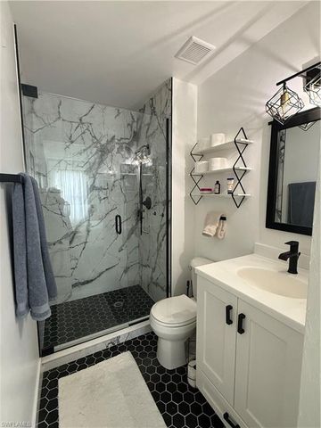 6113 Lake Front DR, Fort Myers, FL 33908