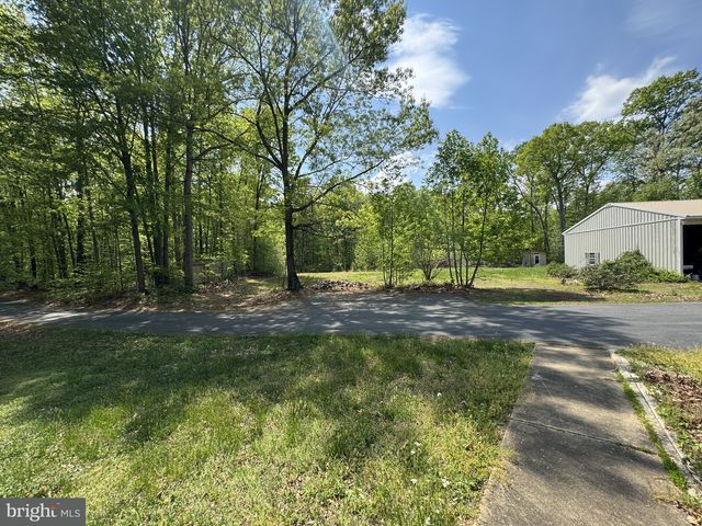 174 PINE TREE RD, Townsend, DE 19734