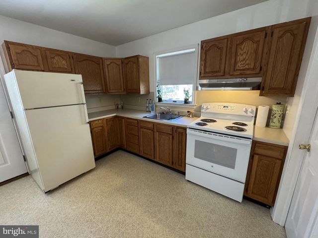 174 PINE TREE RD, Townsend, DE 19734