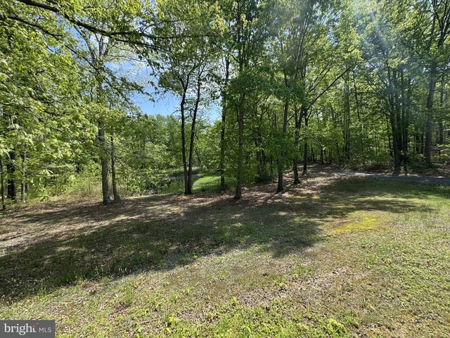 174 PINE TREE RD, Townsend, DE 19734