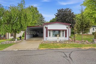 2689 Chickadee Street, Rochester Hills, MI 48309