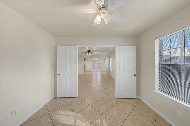 3326 Sturbridge Lane, Sugar Land, TX 77479