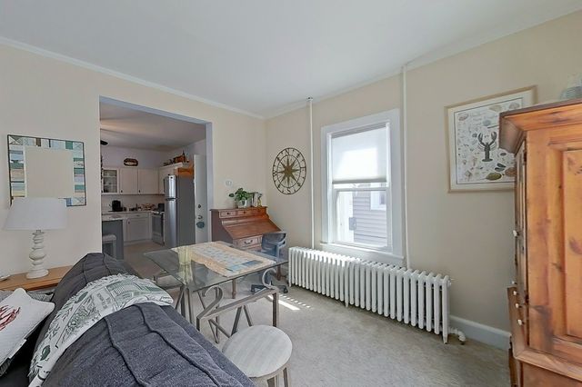 36 Dixon Street, Newport, RI 02840