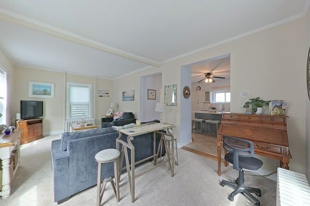 36 Dixon Street, Newport, RI 02840