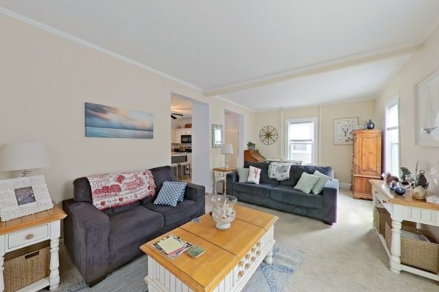 36 Dixon Street, Newport, RI 02840